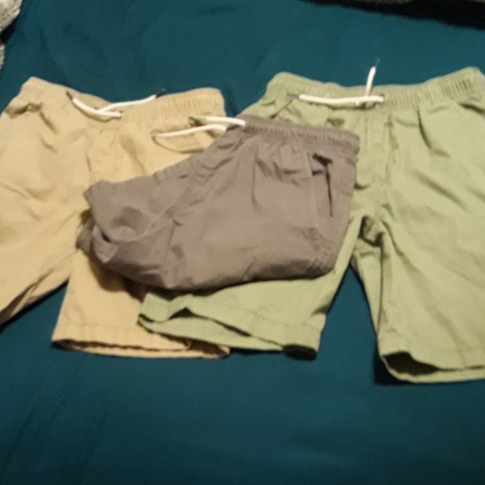 Lot 6 pairs Boys 6 & 6 / 7 Shorts